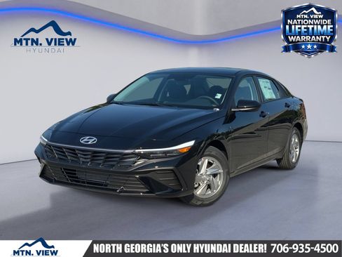 New 2026 Hyundai Elantra SE FWD image 1