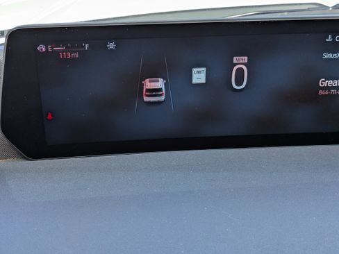 Used 2025 Ford Expedition Tremor AWD/4WD image 24