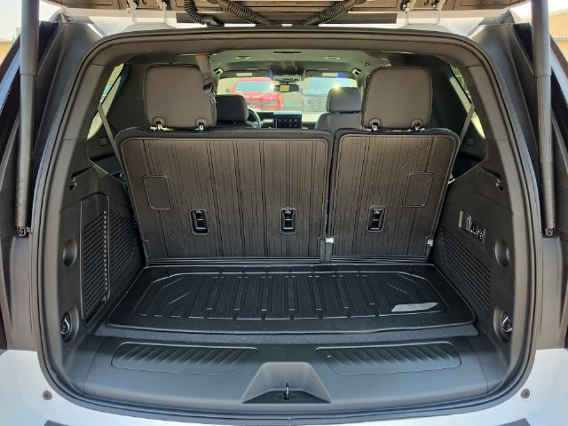 New 2026 GMC Yukon Elevation AWD/4WD image 19