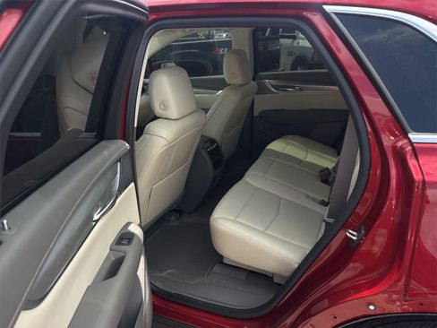 Used 2024 Cadillac XT5 Premium Luxury w/ Technology Package FWD image 10
