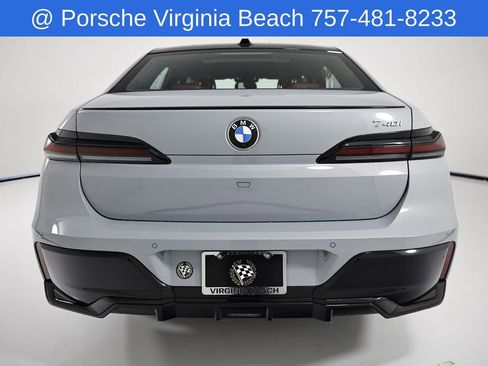 Used 2023 BMW 740i w/ Parking Assistance Package RWD image 6
