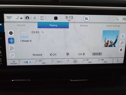 Used 2024 Jeep Wrangler Unlimited Sahara image 25