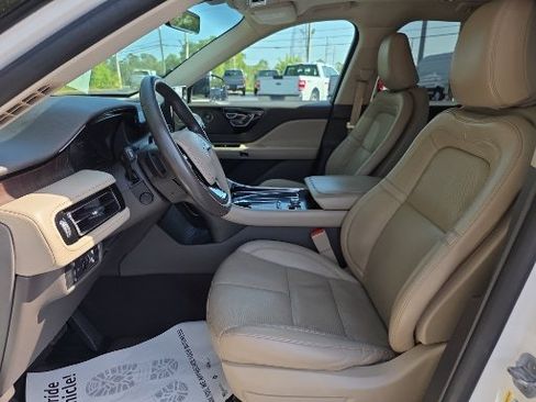 Used 2021 Lincoln Aviator Reserve RWD image 10