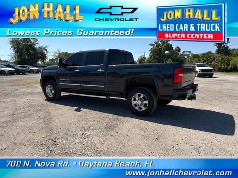 Used 2017 GMC Sierra 3500 Denali w/ Duramax Plus Package image 8