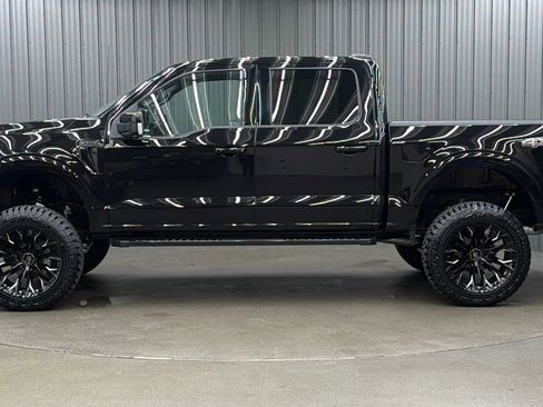 Used 2025 Ford F150 Lariat image 2