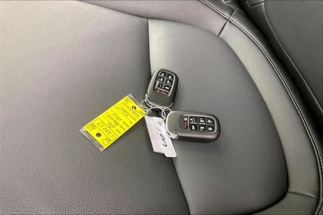 Certified 2026 Honda Odyssey Touring image 14