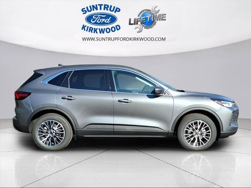 New 2026 Ford Escape SE image 7