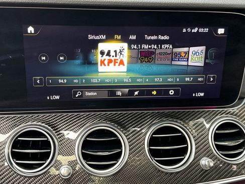 Used 2022 Mercedes-Benz E 53 AMG 4MATIC Sedan image 24