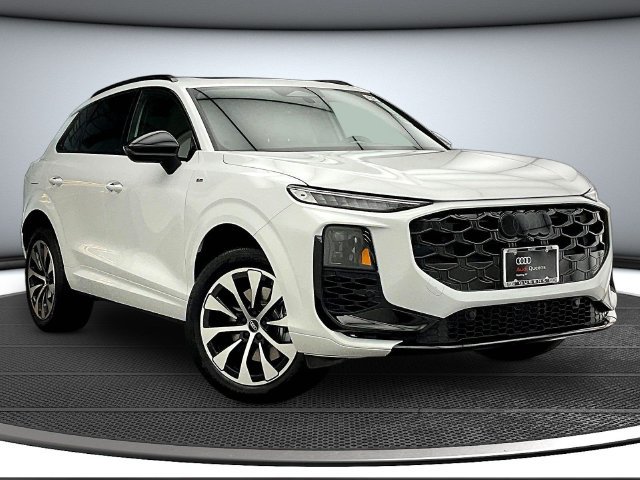 New 2026 Audi Q3 quattro 2.0T AWD/4WD image 2