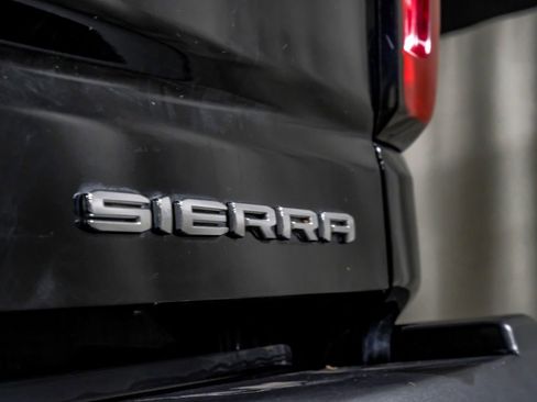 Used 2022 GMC Sierra 2500 Denali w/ Denali Ultimate Package AWD/4WD image 46