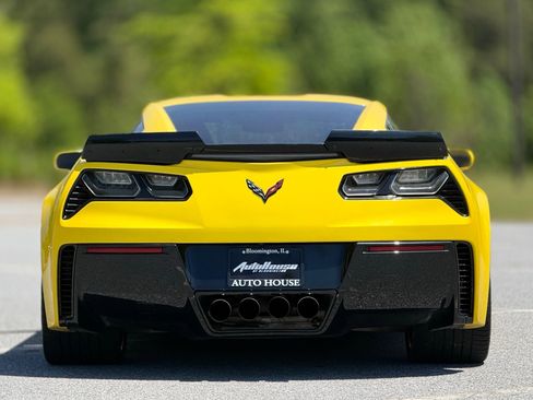Used 2017 Chevrolet Corvette Z06 RWD image 6