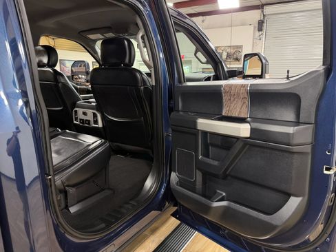 Used 2019 Ford F250 Lariat w/ Lariat Ultimate Package AWD/4WD image 17
