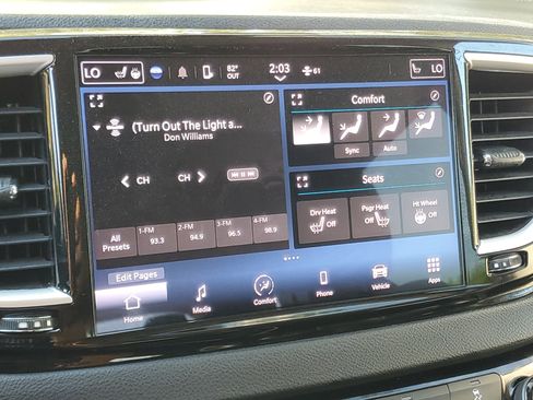 Used 2022 Chrysler Pacifica Touring-L image 23