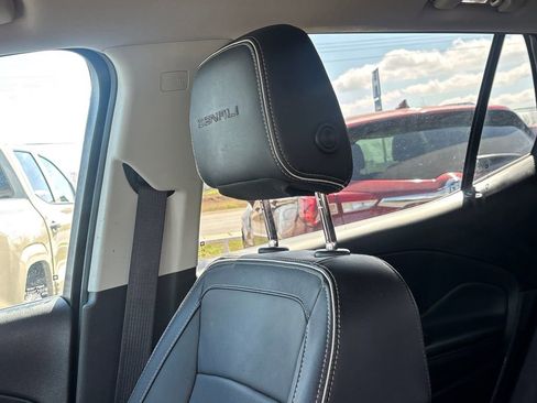 Used 2021 GMC Terrain Denali FWD image 12