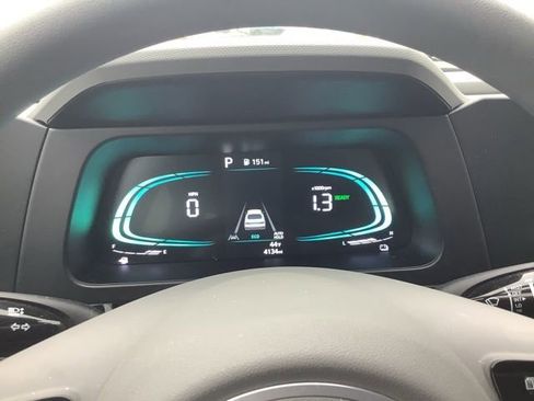 Certified 2025 Hyundai Elantra Blue image 25