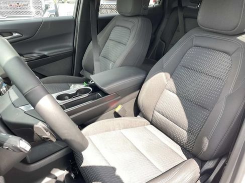 Certified 2025 Chevrolet Equinox LT FWD image 18