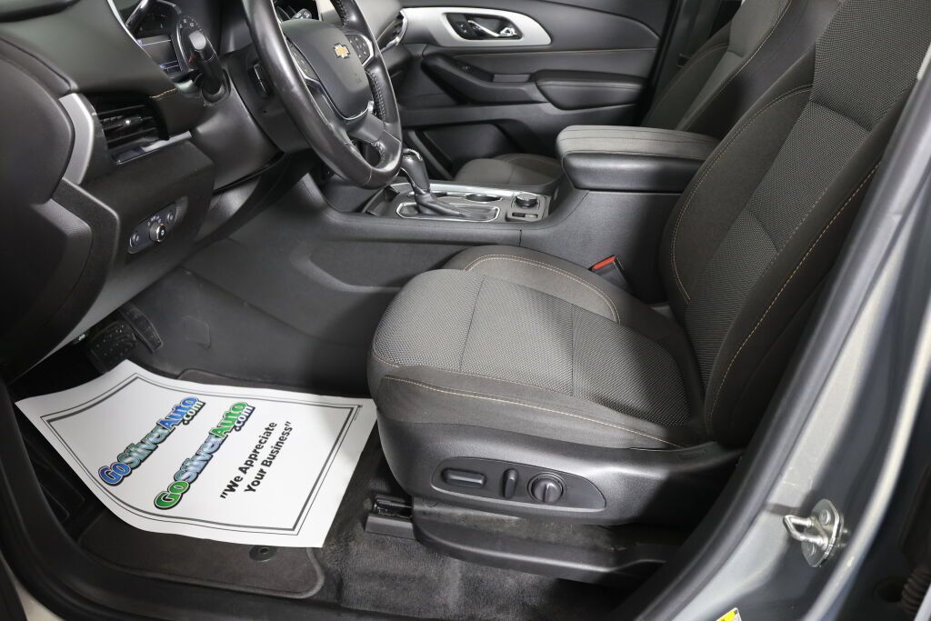 Used 2018 Chevrolet Traverse LT FWD image 13