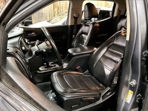 Used 2020 GMC Canyon Denali image 7