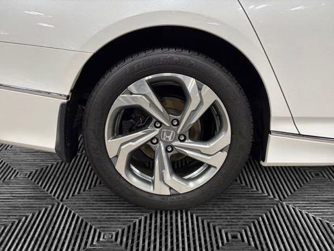 Used 2018 Honda Accord EX-L image 32