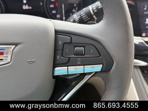 Used 2024 Cadillac XT6 Premium Luxury w/ Technology Package FWD image 27