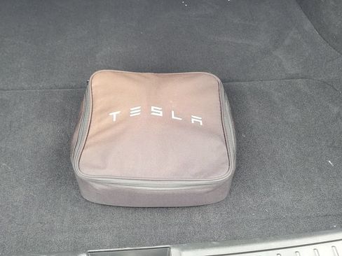 Used 2019 Tesla Model S Performance AWD/4WD image 31