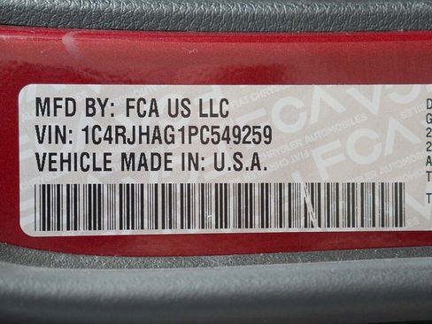 Used 2023 Jeep Grand Cherokee Altitude AWD/4WD image 62