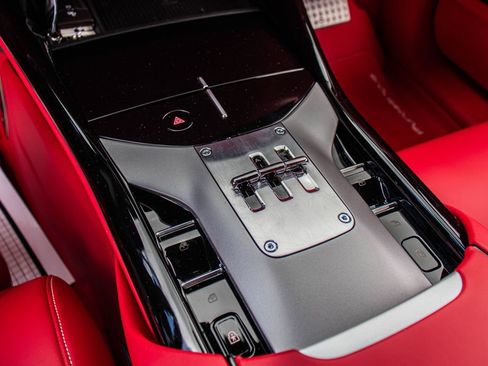 Certified 2024 Ferrari Purosangue AWD/4WD image 5