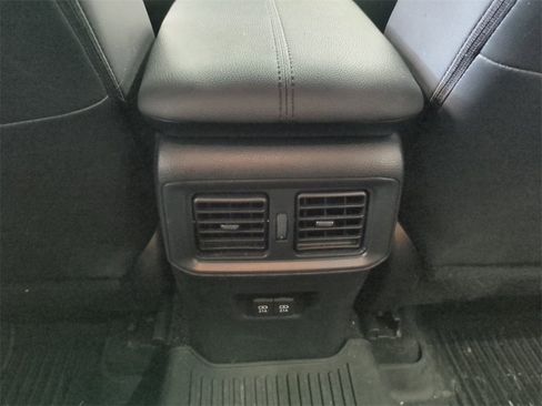 Used 2020 Toyota RAV4 XLE Premium image 28