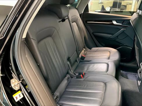 Used 2018 Audi Q5 2.0T Premium Plus w/ Premium Plus Package AWD/4WD image 19