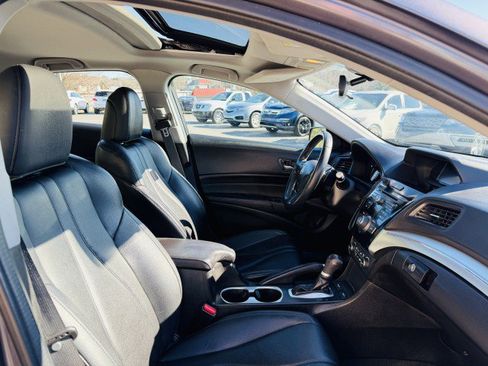 Used 2019 Acura ILX image 19