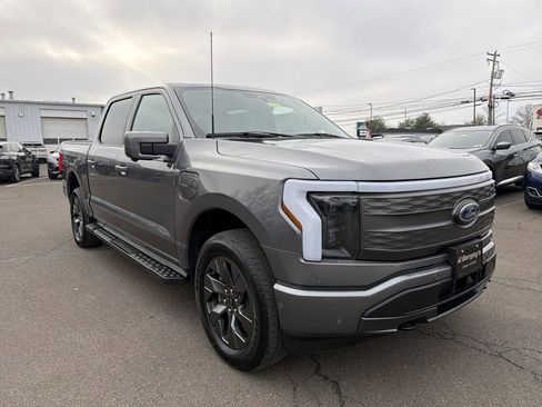 Used 2023 Ford F150 Lightning Lariat w/ Equipment Group 511A High image 7