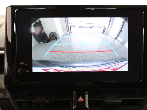 Used 2025 Toyota Corolla LE FWD image 19