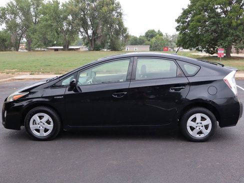 Used 2011 Toyota Prius Four w/ Solar Roof Pkg image 9