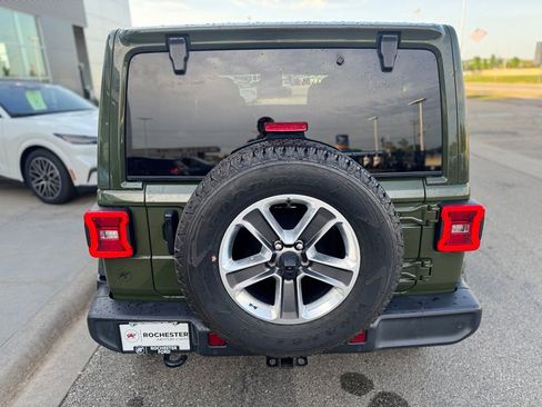 Used 2021 Jeep Wrangler Unlimited Sahara AWD/4WD image 41