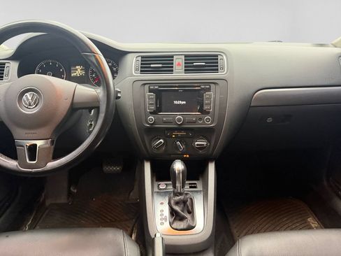Used 2013 Volkswagen Jetta SEL FWD image 23