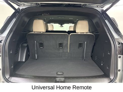 Certified 2023 Chevrolet Traverse LT image 27