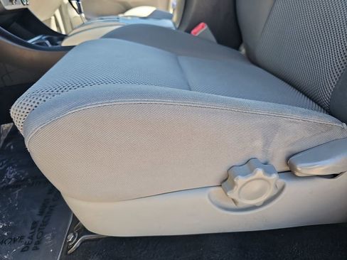 Used 2014 Toyota Tacoma 4x4 Double Cab w/ TRD Sport Package image 27