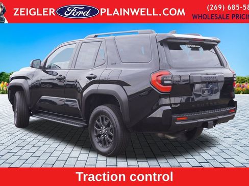 Used 2025 Toyota 4Runner SR5 image 3
