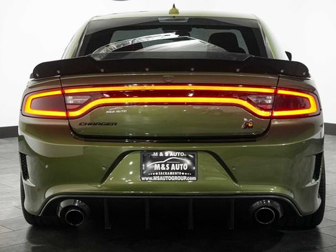 Used 2018 Dodge Charger R/T Scat Pack RWD image 5
