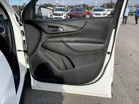 Used 2023 Chevrolet Equinox LT w/ LPO, Floor Liner Package image 23