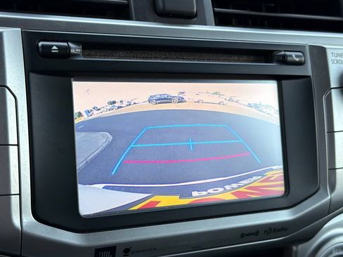Used 2016 Toyota 4Runner Limited AWD/4WD image 19