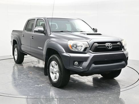 Used 2015 Toyota Tacoma 4x4 Double Cab image 1