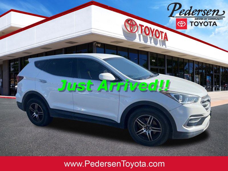 Used 2017 Hyundai Santa Fe Sport image 1
