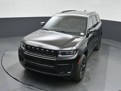 New 2026 Jeep Grand Cherokee L 4WD image 39