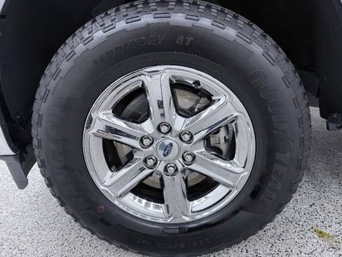 Used 2025 Ford F150 XLT w/ Equipment Group 301A Standard AWD/4WD image 11