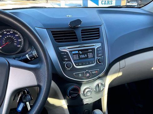 Used 2017 Hyundai Accent SE image 7