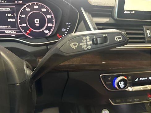 Used 2018 Audi Q5 2.0T Premium Plus AWD/4WD image 21