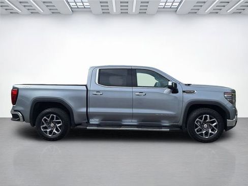 Used 2023 GMC Sierra 1500 SLT w/ SLT Premium Plus Package AWD/4WD image 3