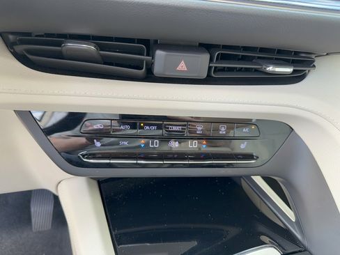 Used 2022 Buick Envision Preferred image 20