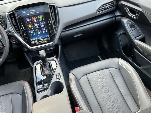 Used 2024 Subaru Crosstrek 2.5i Limited w/ Crosstrek Mirror Package image 22